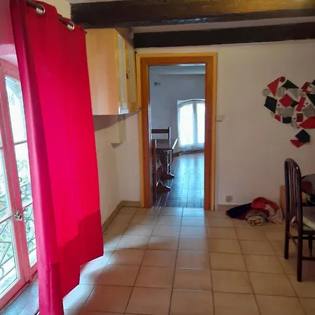Avant Port Apartment