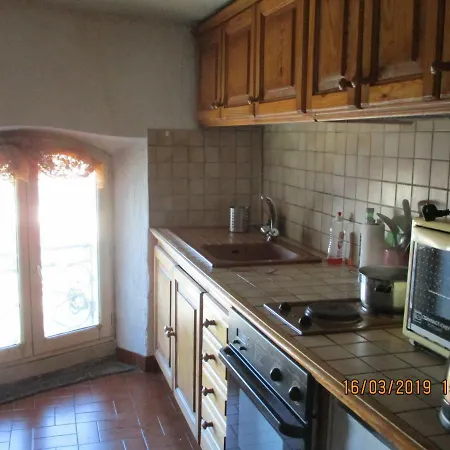 Avant Port Apartment *