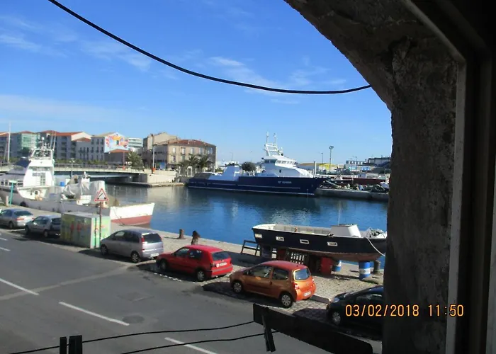 Avant Port Sète